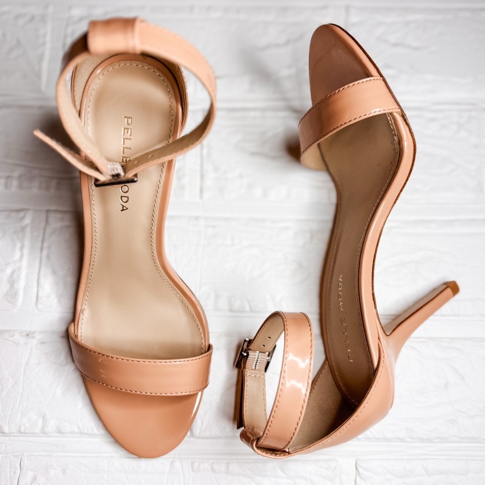 Pelle Moda Sandal Heel Size 6 Color nude/pinkish nude